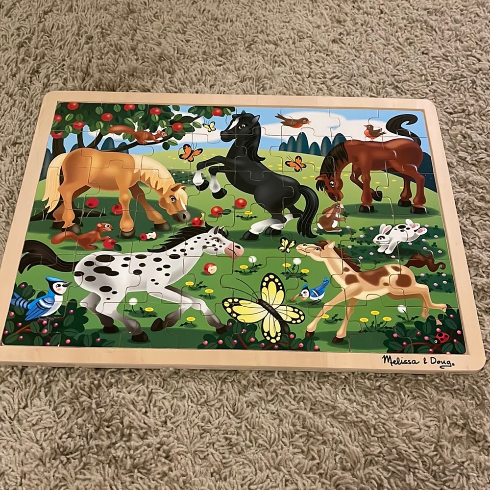 Melissa and Doug 48 piece wooden horse puzzle